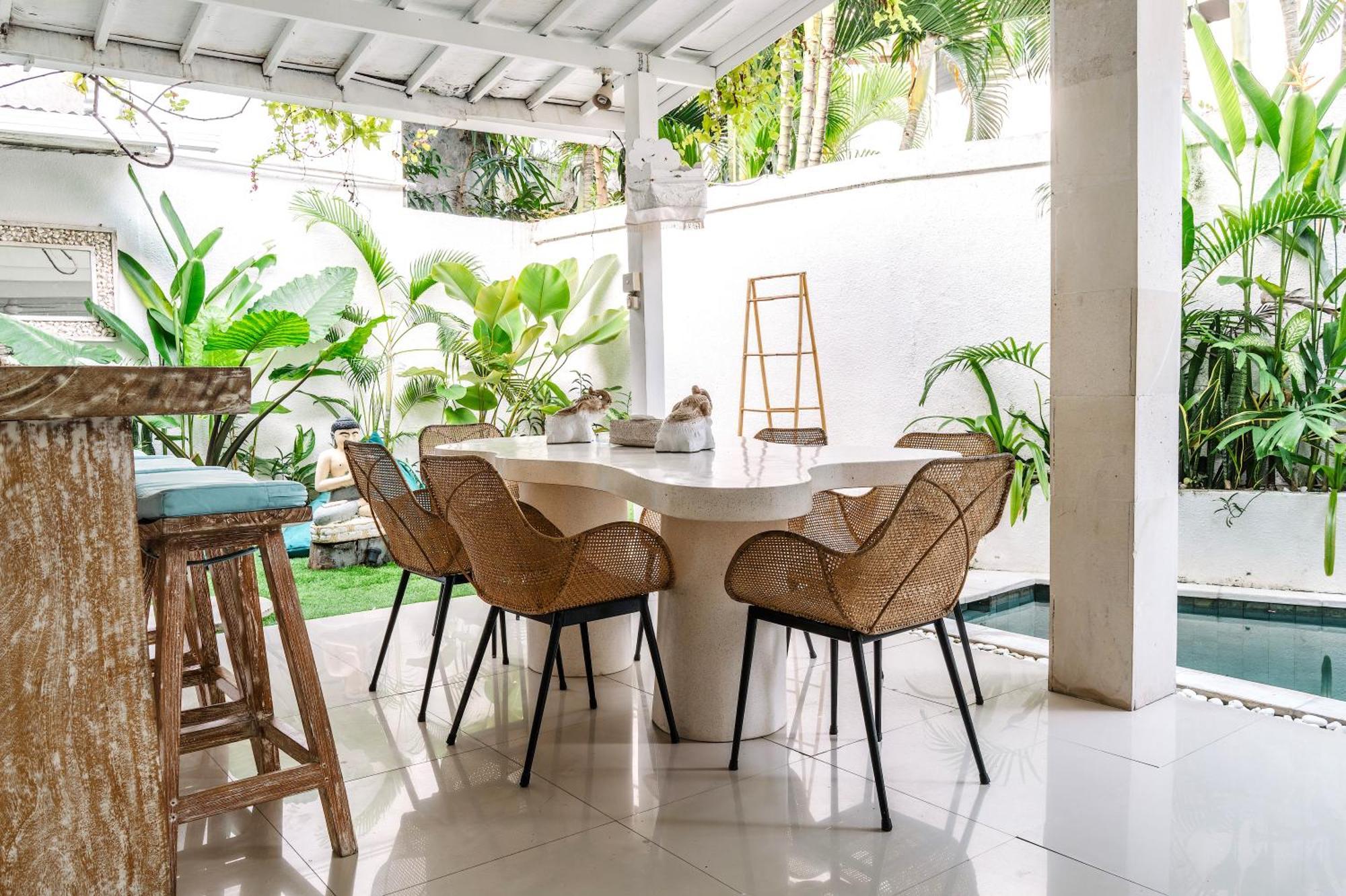 Mara Villa Seminyak Exterior foto