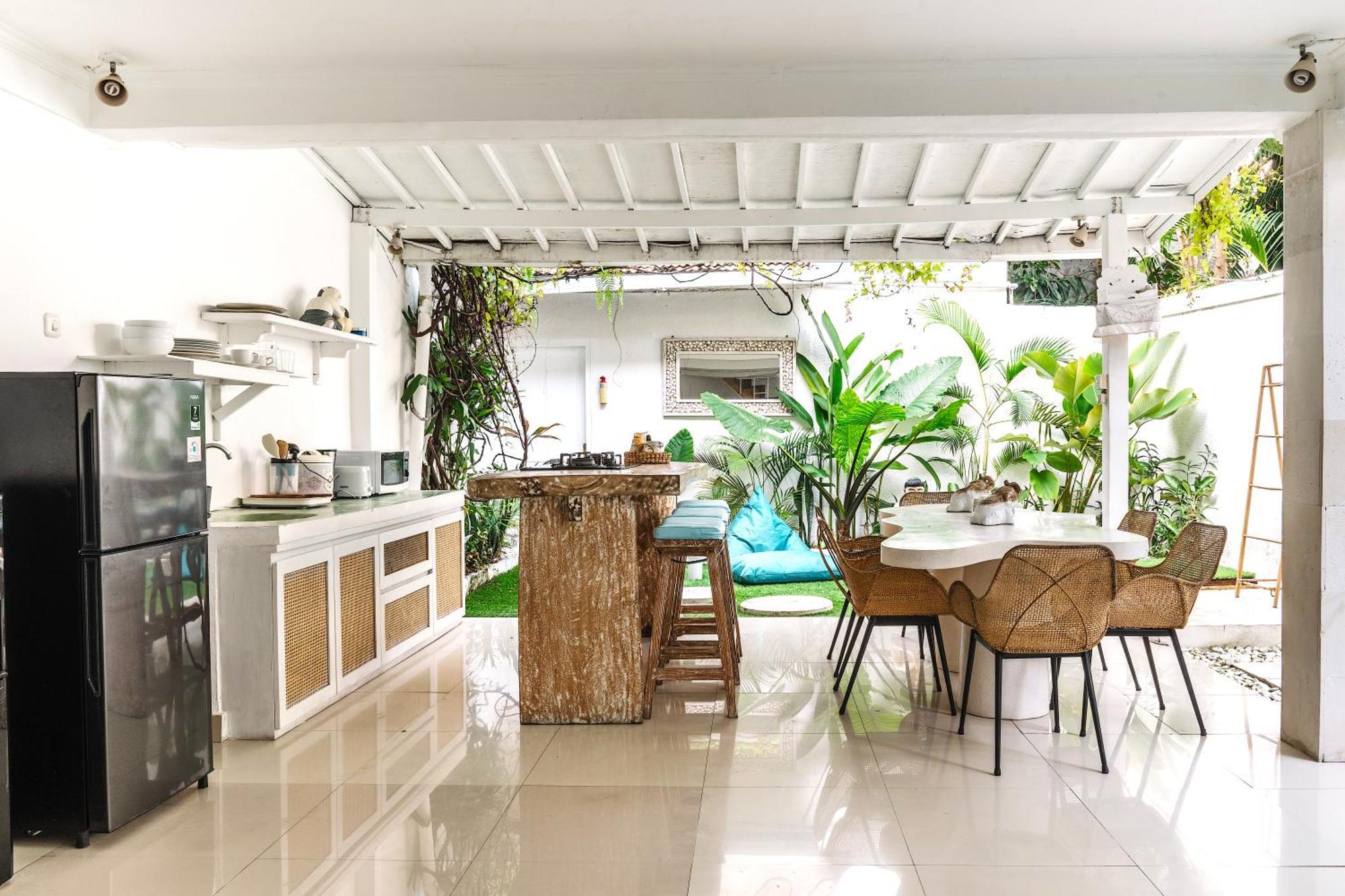 Mara Villa Seminyak Exterior foto