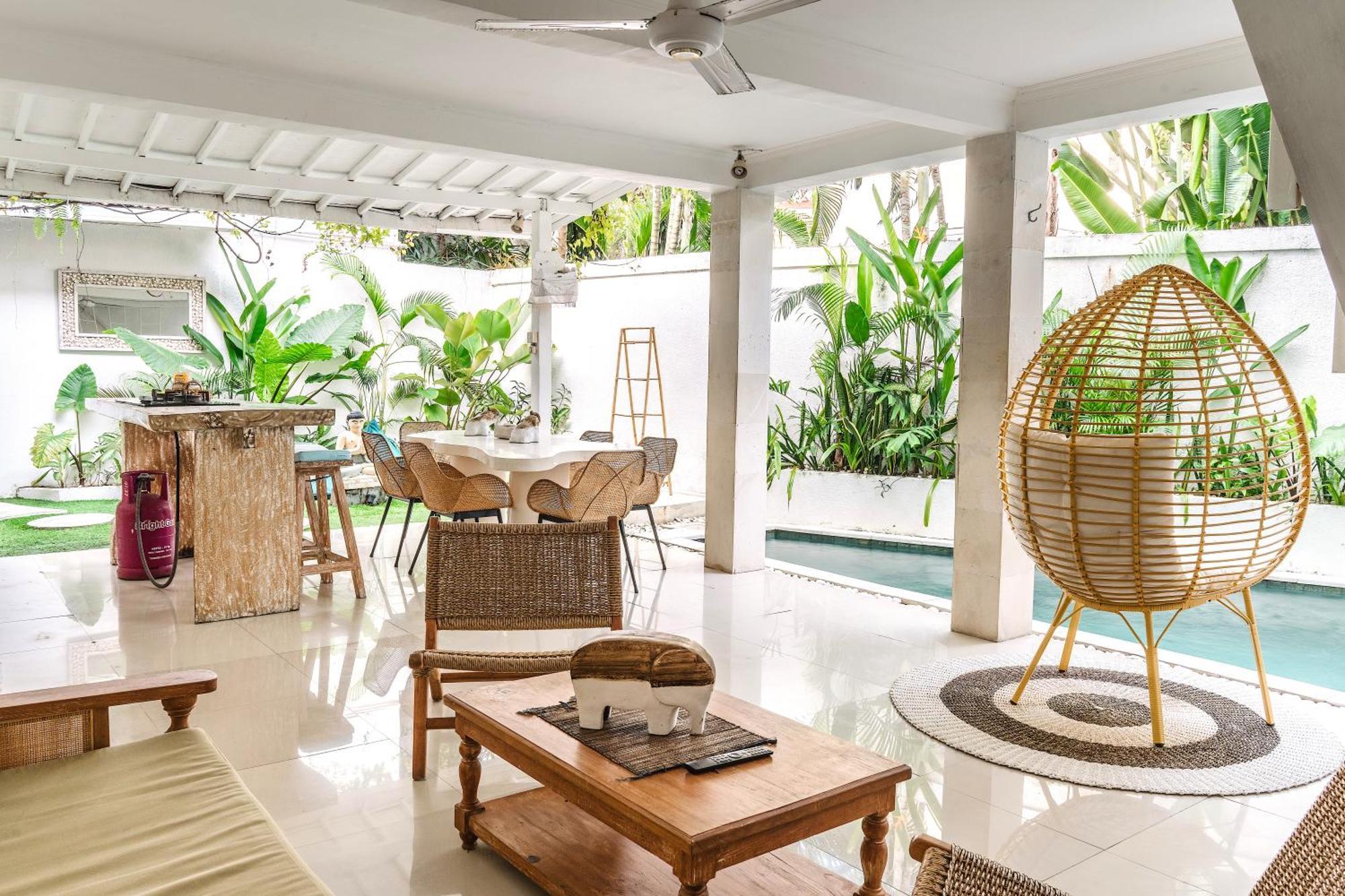 Mara Villa Seminyak Exterior foto